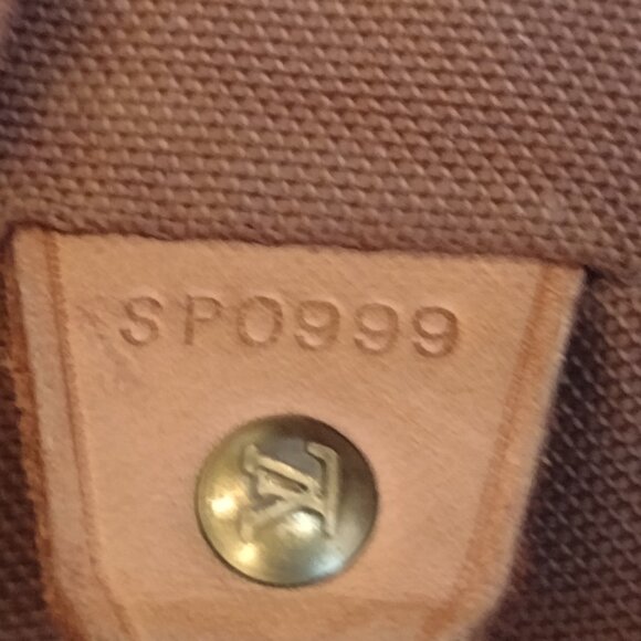 Louis Vuitton Montsouris MINI backpack! - Picture 6 of 15